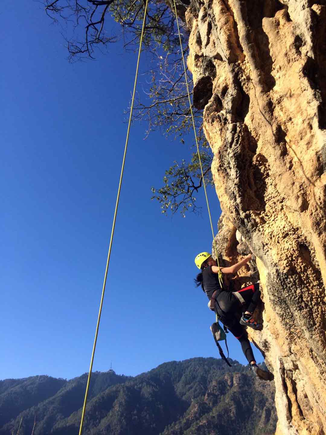 Climbing at Khanda